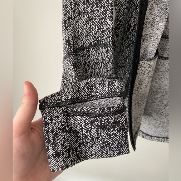 Lululemon Women's Define Jacket Luon Twill Black White - Picture 5 of 6